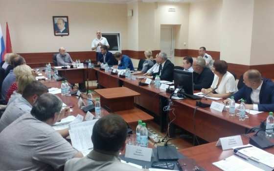 На первом заседании окружного совета депутатов II созыва выбрали главу муниципалитета