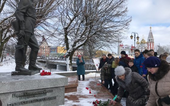 Сегодня Гусев посетили участники военно-исторического автопробега