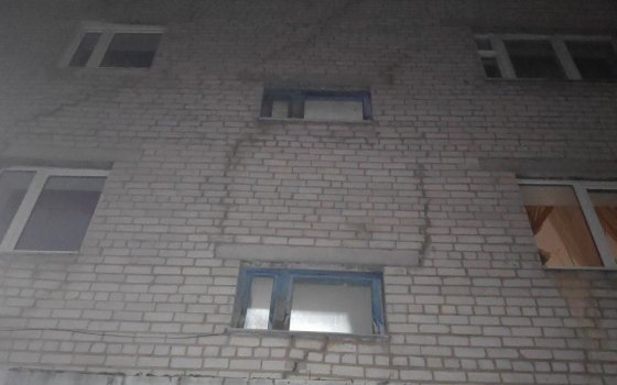 Городская администрация планирует выкупить часть квартир в аварийном доме на улице Почтовой