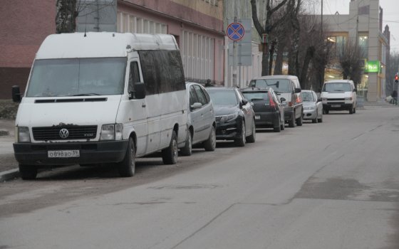 МБУ «Чистота» начало уборку города от песка и просит не парковаться на некоторых улицах в указанный период