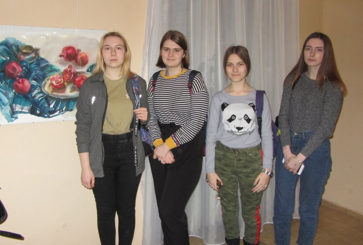 Учащиеся ДШИ отделения ИЗО побывали в Черняховске на открытии выставки Нины Крымовой «Зарисовки с натуры»