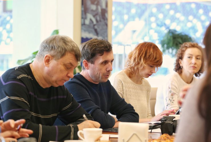 В Гусеве вероятно появится искусственное футбольное поле