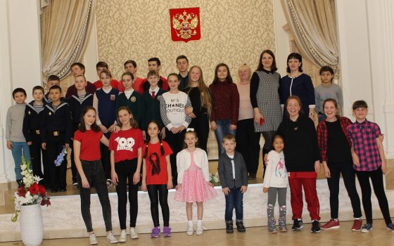 Результаты муниципальной выставки-конкурса детского творчества «Цветы для мамы — 2019»