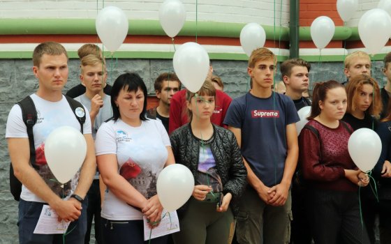 Молодёжь Гусева почтила память жертв трагедии в Беслане