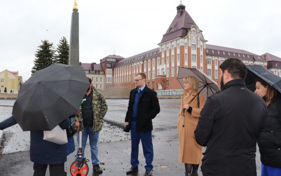 Городская прокуратура проинспектировала ход ремонтных работ в центре города