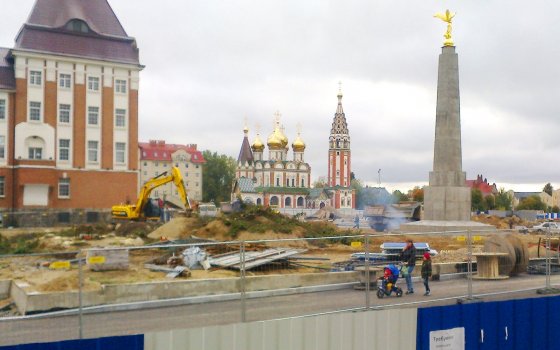 На городской площади открыли пешеходный проход в сторону улицы Московской и проспекта Ленина