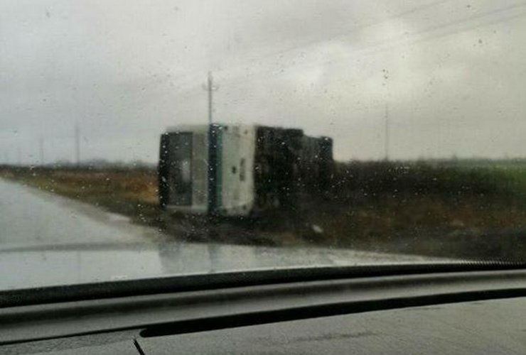 Под Гусевом перевернулся пассажирский автобус