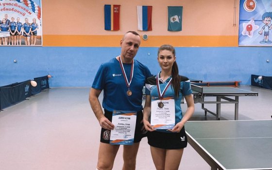 «С корабля на бал!»: гусевский теннисист потеснил региональных спортсменов на пьедестале почета