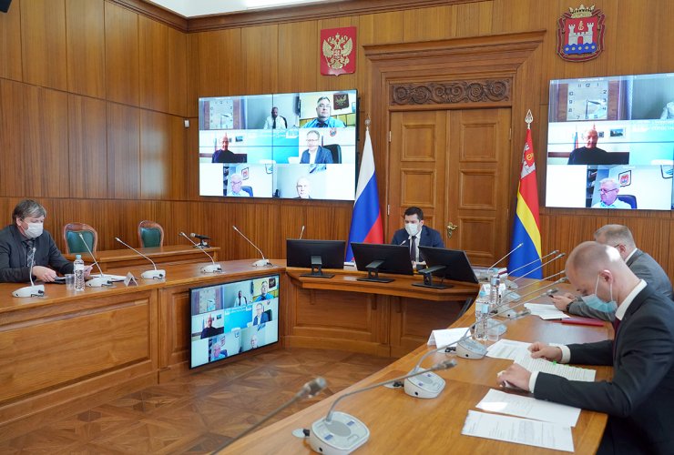 В областном правительстве рассмотрели проект по благоустройству привокзальной площади