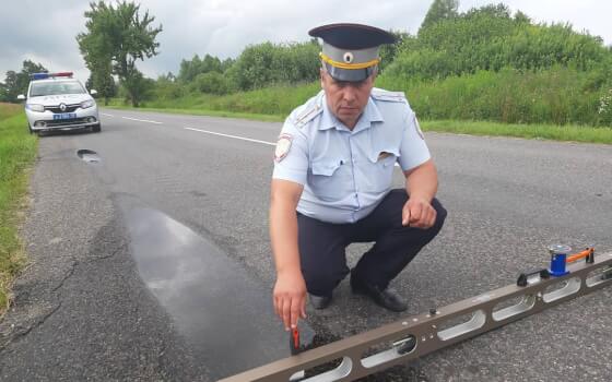 В Гусевском районе выявили небезопасные участки проезжих частей дорог