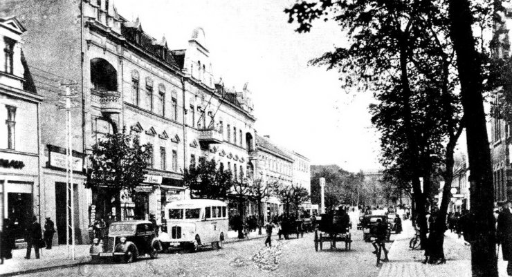Здание на Кёнигштрассе, 6, в котором сберкасса располагалась в 1936 года. Фото 1938 года