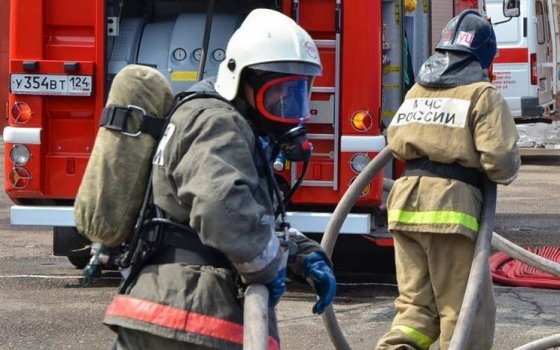 На улице Вокзальной в однокомнатной квартире загорелся диван