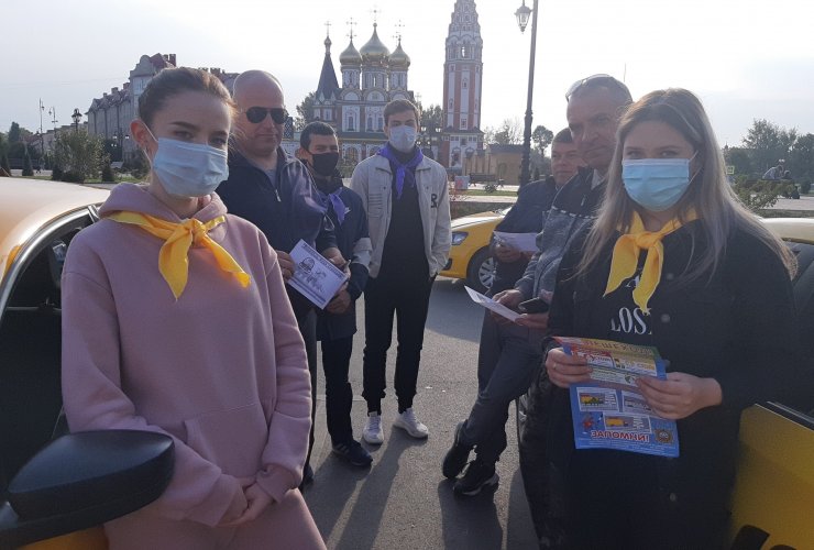 Госавтоинспекция и студенческий патруль призвали уделять повышенное внимание к пожилым людям на дороге