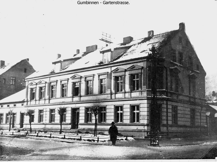 Пересечение Зодайкерштрассе и Гартенштрассе (пересечение улиц Ульяновых и Красноармейская). Здание не сохранилось. Фотография 1924 года