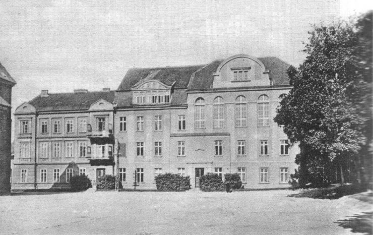 Гартенштрассе, здание Прусской ремесленной палаты, которое в период с 1934 по 1936 годы было реконструировано под ратушу (гусевский Политех). Фотография 1925 года