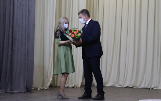 В концертном зале ДШИ прошло торжественное награждение педагогов