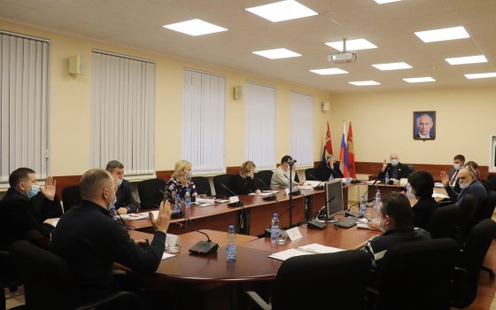 Гусевские депутаты рассмотрели ряд важных вопросов: план приватизации, ремонт городской бани и другие