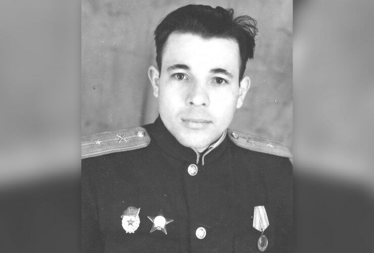 Григорий Должиков: «А я буду начальство возить…»