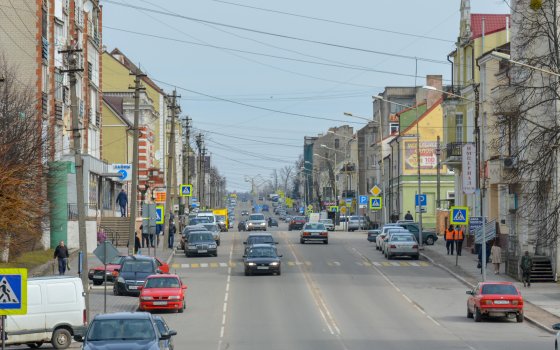 На территории округа выявили около сотни самовольно установленных рекламных конструкций