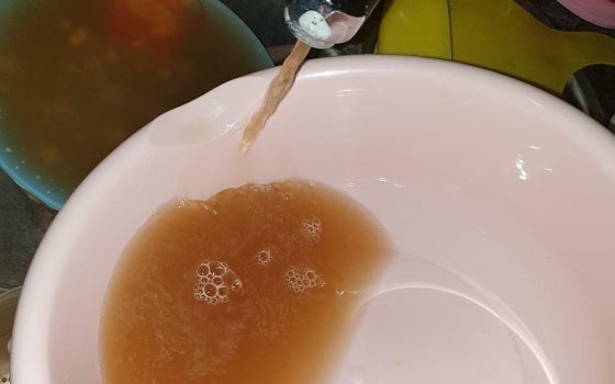 Алиханов: вода из-под кранов во многих поселках округа больше похожа на квас