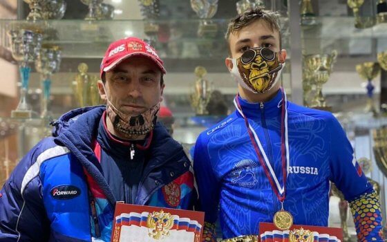 Конькобежец из Гусева выиграл финал Первенства России по шорт-треку