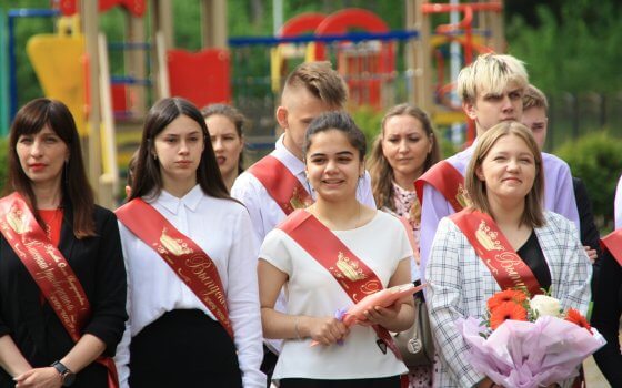 Сегодня во всех школах Гусевского округа прошли «последние звонки»