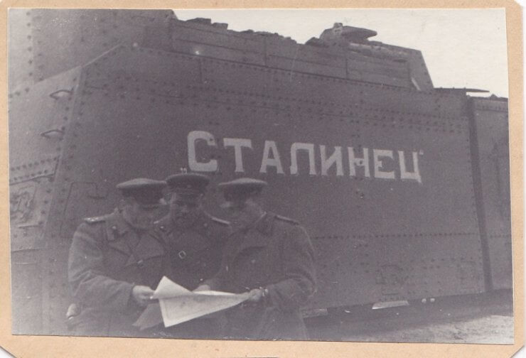 Бронепоезд «Сталинец» в Пруссии на ж/д Эйдкуннен — Инстербург