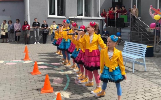 Юные гусевцы поучаствовали в веселых стартах и посетили веревочный парк