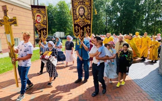 Гусевские верующие отметили престольный праздник