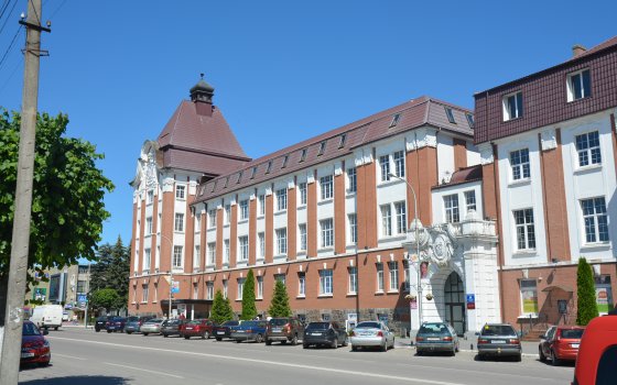 Помощница Николая Цуканова подтвердила продажу Аматела