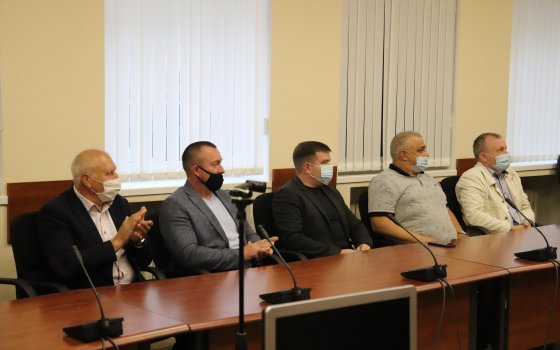 В городской администрации поздравили работников строительной отрасли с профессиональным праздником