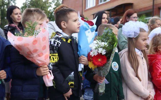 В Гусевском городском округе впервые сели за парты 389 первоклассников