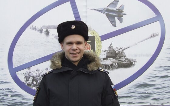 «Оружие — в надёжных руках»: репортаж о гусевце — старшем матросе с «Ярослава Мудрого» 