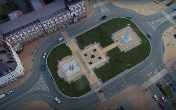 Пешеходный переход на кольцевой в центре города усовершенствуют, подняв над уровнем дорожного полотна