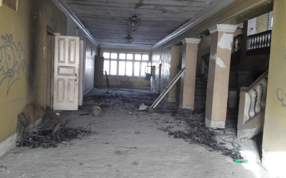 Местные власти грозят судом собственнику здания бывшего кинотеатра