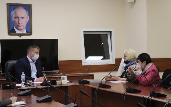 Вчера глава администрации Александр Китаев провел личный прием граждан
