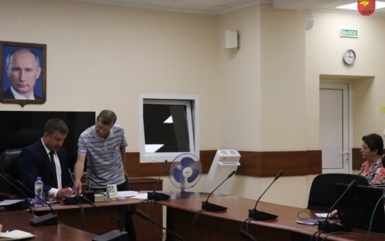 Сегодня глава администрации Александр Китаев провел личный прием граждан