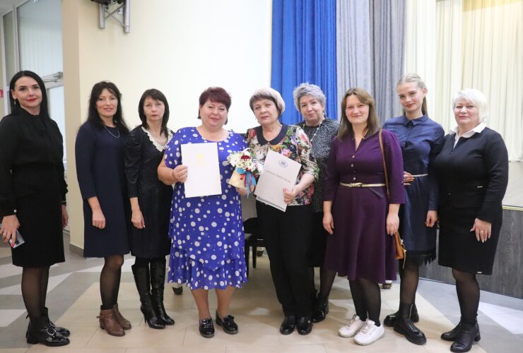 В ДШИ прошла торжественная церемония чествования педагогов и воспитателей