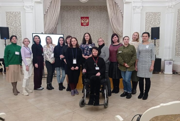 В Гусеве прошел тренинг по основам корректного поведения с людьми, имеющими различные особенности здоровья