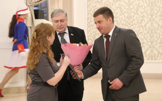 В Гусеве наградили победителей муниципального этапа конкурса «Учитель года — 2023»
