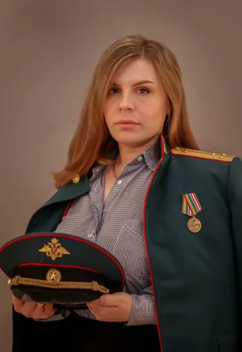 Анастасия — жена старшего лейтенанта