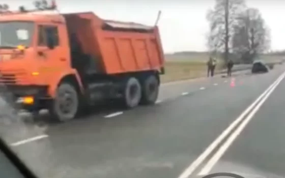 На трассе между Гусевом и Нестеровом столкнулись легковушка и Камаз