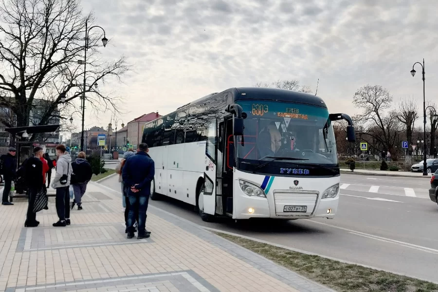 Автоколонна будет штрафовать водителей за грубое общение с пассажирами