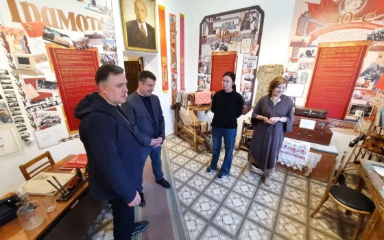 Гусев посетила директор департамента музеев и внешних коммуникаций Минкультуры РФ