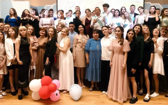 В Гусевском округе 17 выпускников девятых классов получили аттестаты с отличием
