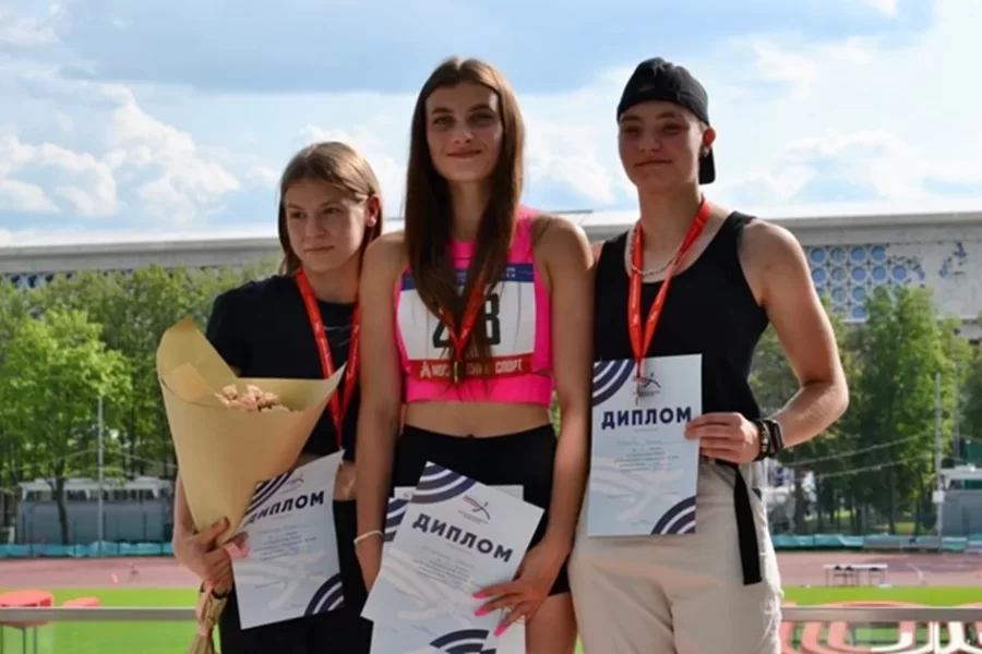 Спортсменка из Гусева взяла два первых места на Первенстве России по лёгкой атлетике