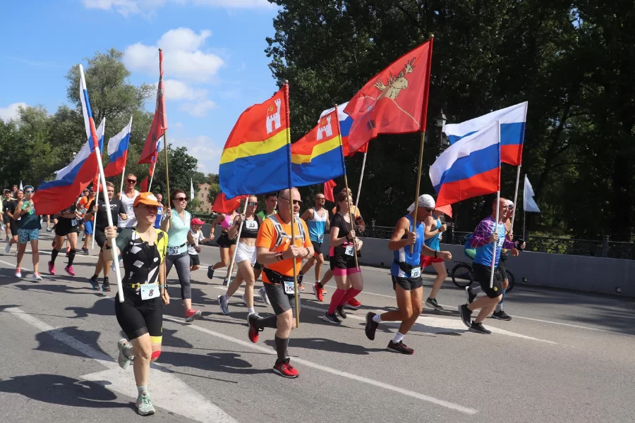 Международный полумарафон стартовал в Гусеве
