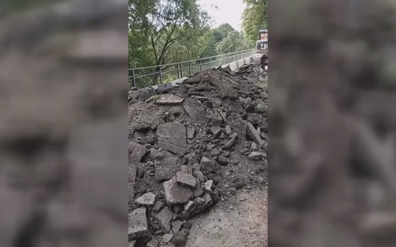 На Горбатом мосту начались ремонтные работы