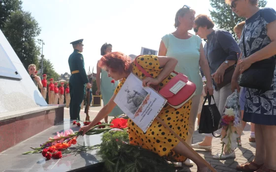 Молебен, цветы и минута молчания: в Гусеве почтили память павших в Гумбинненско-Гольдапском сражении