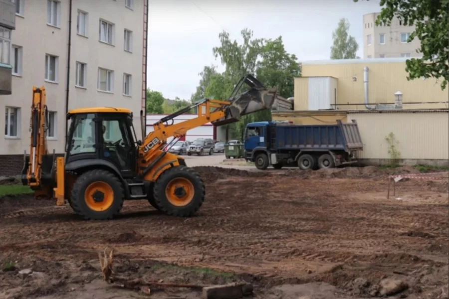 Суд оставил компанию, благоустраивавшую дворы в Гусеве, в реестре недобросовестных поставщиков